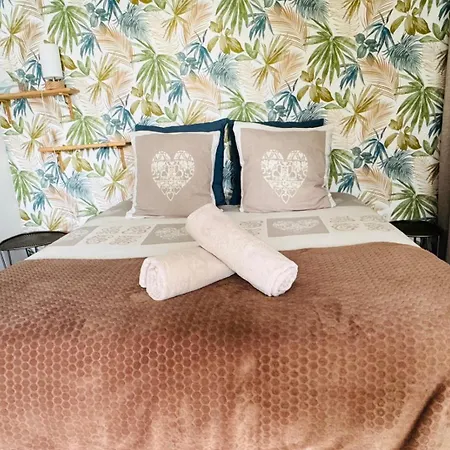 Val De Naurouze Piscine Parking