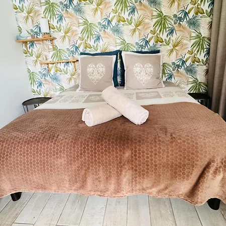 Val De Naurouze Piscine Parking *